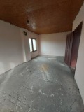 Продава КЪЩА, с. Вълчитрън, област Плевен, снимка 2