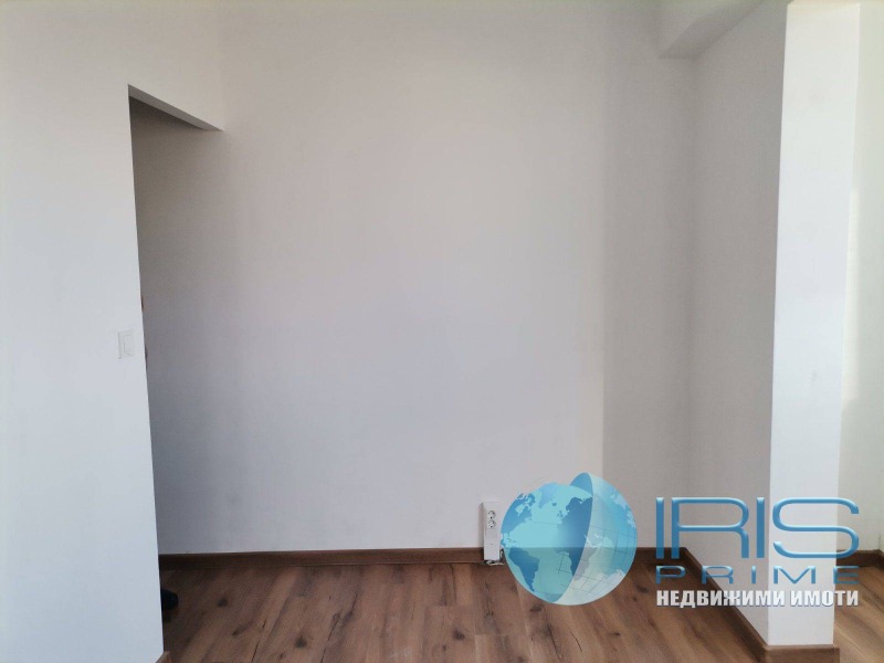 Продава 1-СТАЕН, гр. Шумен, Тракия, снимка 8 - Апартаменти - 52606389