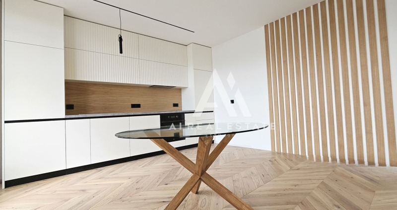 Till salu  2 sovrum Sofia , Dragalevci , 166 kvm | 99102098