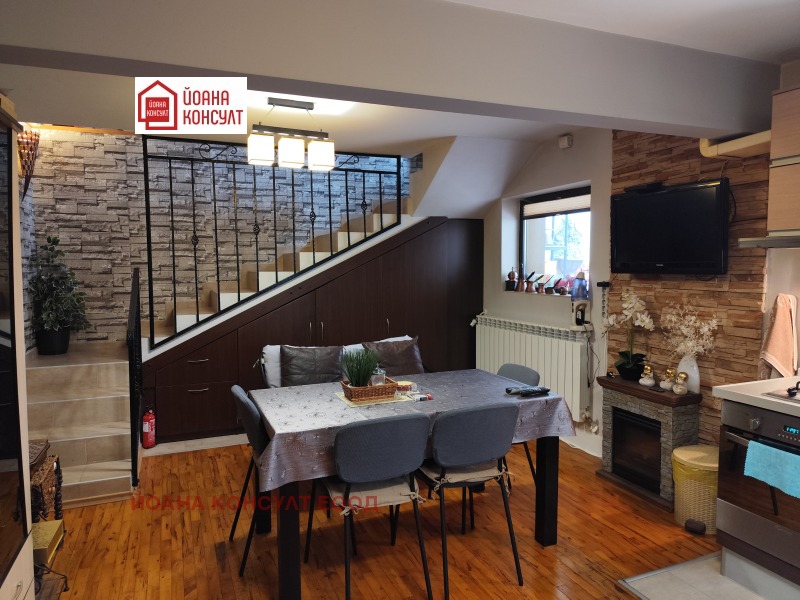 Продава МЕЗОНЕТ, гр. Плевен, Широк център, снимка 2 - Апартаменти - 53432440