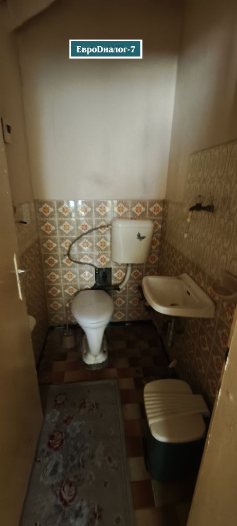 Продава ЕТАЖ ОТ КЪЩА, гр. Пловдив, Коматево, снимка 13 - Етаж от къща - 56204633