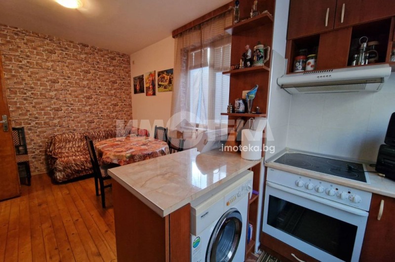 Продава КЪЩА, гр. Пловдив, Кючук Париж, снимка 4 - Къщи - 53537736