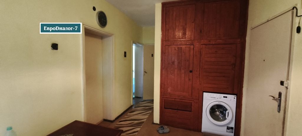 Продава ЕТАЖ ОТ КЪЩА, гр. Пловдив, Коматево, снимка 9 - Етаж от къща - 56204633
