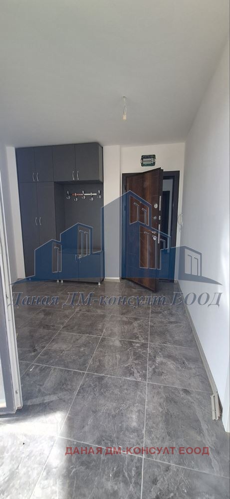 Продава 2-СТАЕН, гр. Шумен, Пазара, снимка 3 - Апартаменти - 52200370