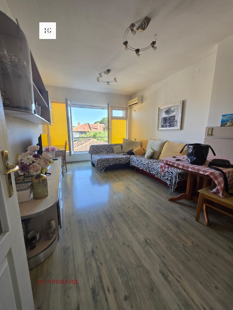 Продава 2-СТАЕН, гр. Бургас, Център, снимка 11 - Апартаменти - 52686137