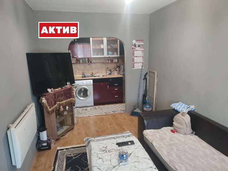 Продава  3-стаен град Търговище , Център , 68 кв.м | 73152981 - изображение [3]