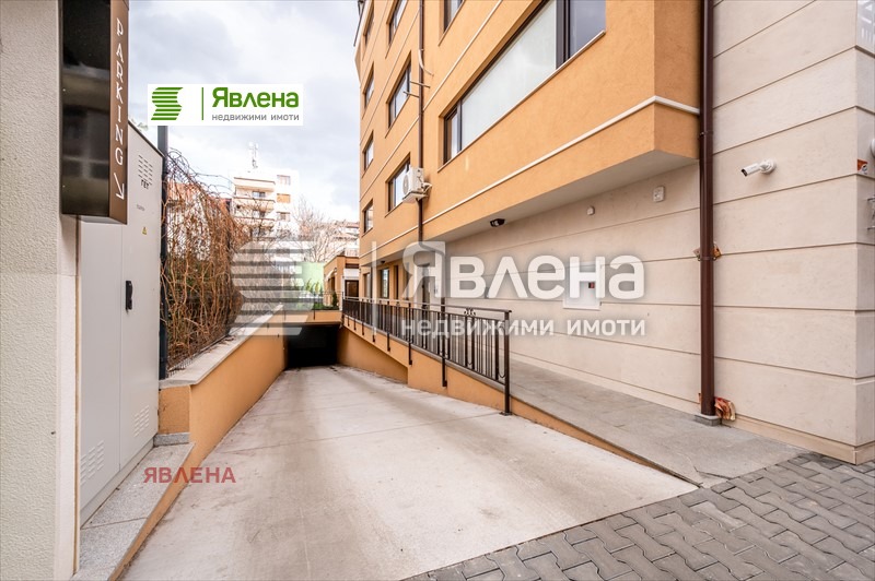 Продава 3-СТАЕН, гр. София, Център, снимка 15 - Aпартаменти - 49536960