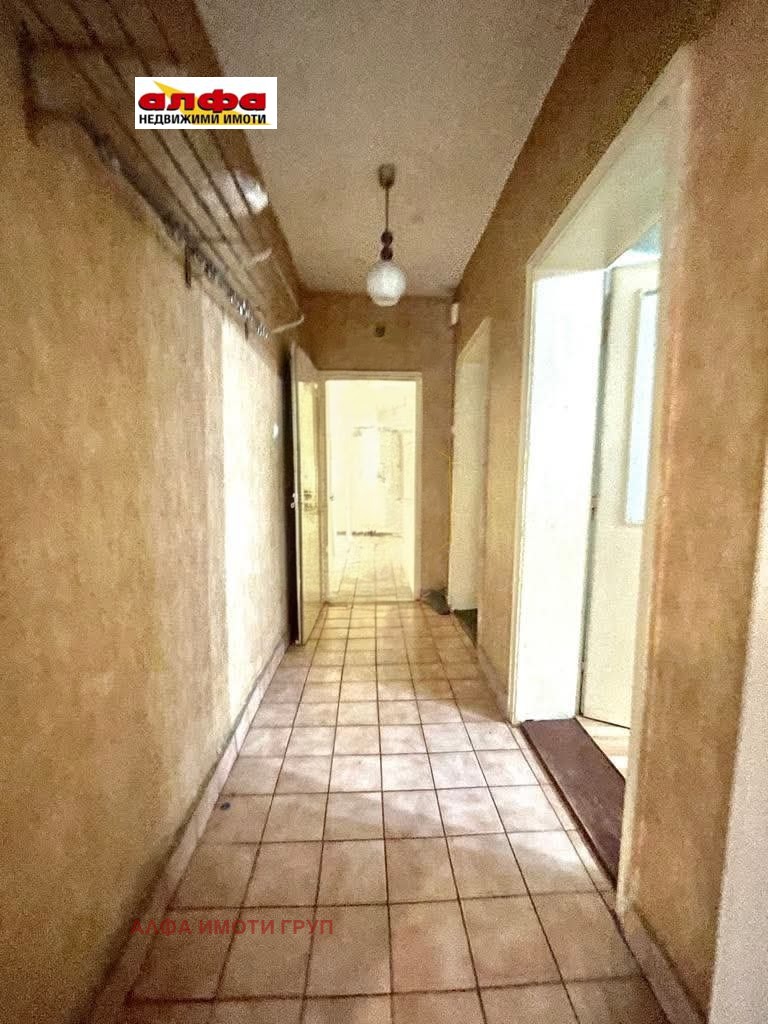 Продава  3-стаен град Добрич , Червената пръст , 98 кв.м | 69366566 - изображение [4]