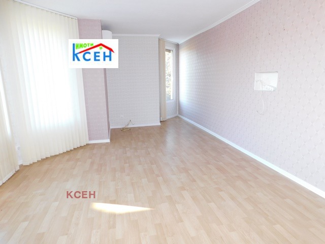 Продава КЪЩА, гр. Търговище, Боровец, снимка 7 - Къщи - 49386313