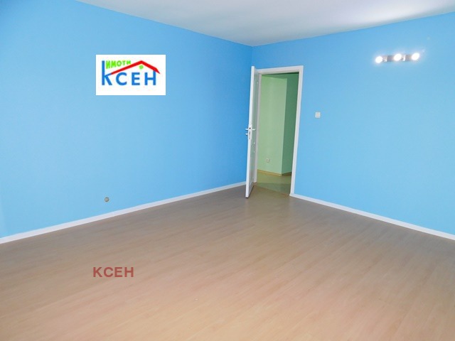 Продава КЪЩА, гр. Търговище, Боровец, снимка 11 - Къщи - 49386313