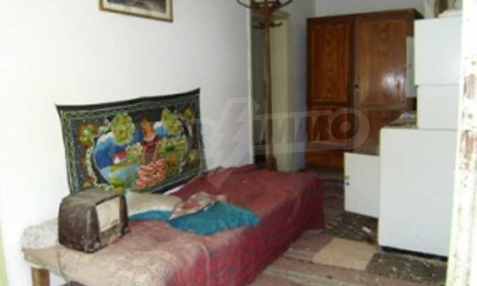 Продава КЪЩА, с. Градище, област Габрово, снимка 3 - Къщи - 52103105