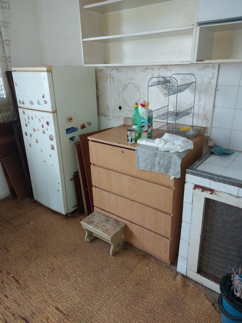 Продаја  1 спаваћа соба Русе , Здравец Изток , 63 м2 | 78784589 - слика [2]