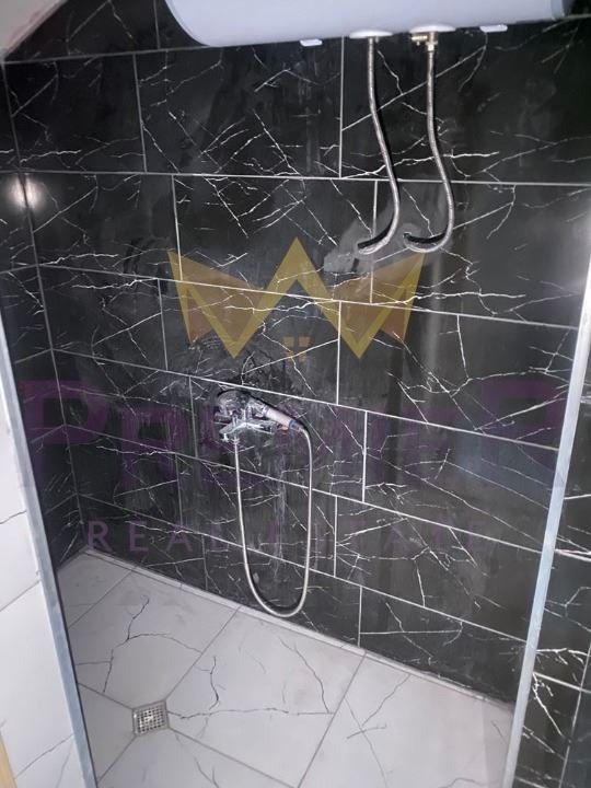 Продава АТЕЛИЕ, ТАВАН, гр. Варна, Колхозен пазар, снимка 3 - Апартаменти - 53965802