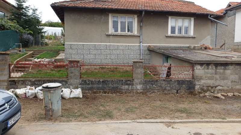 Продава КЪЩА, с. Айдемир, област Силистра