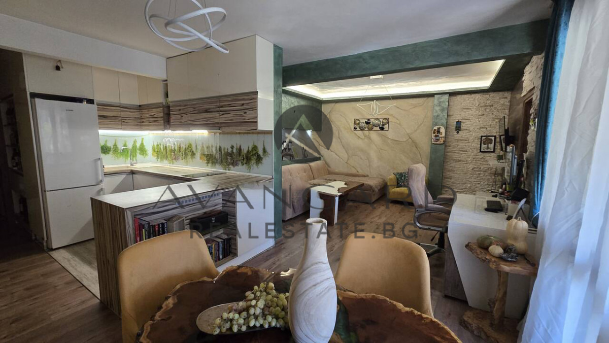 Продава 3-СТАЕН, гр. Пловдив, Център, снимка 3 - Апартаменти - 53993146