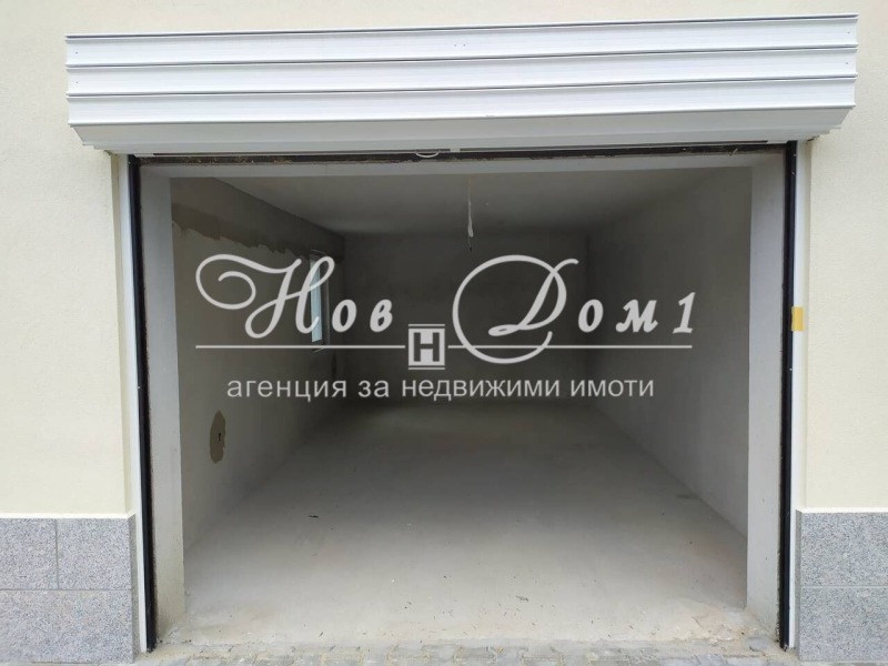 Продава ГАРАЖ в град Варна, Левски 1 - 27 кв.м / 51 300 € » 100 334.08 лв., НОВ ДОМ 1
