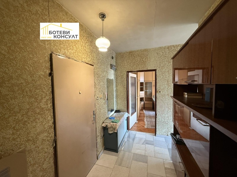 Продава 1-СТАЕН, гр. София, Надежда 2, снимка 2 - Апартаменти - 52873951