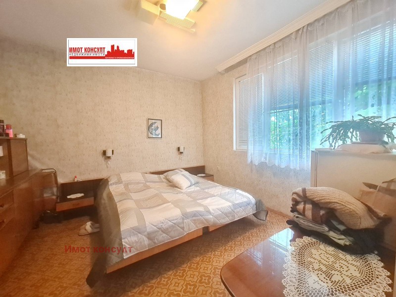 Eladó  2 hálószobás Plovdiv , Centar , 90 négyzetméter | 72765758 - kép [3]