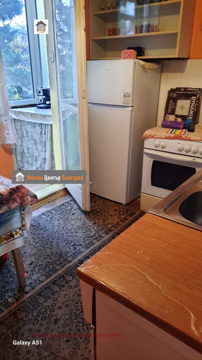 Продава 3-СТАЕН, гр. София, Борово, снимка 4 - Апартаменти - 53594100