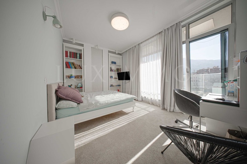 De vânzare  3 dormitoare Sofia , Boiana , 250 mp | 94693292 - imagine [15]