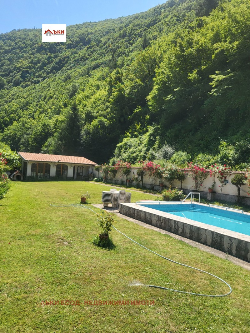 Till salu  Hus region Sofia , Rebrovo , 155 kvm | 29906423 - bild [4]
