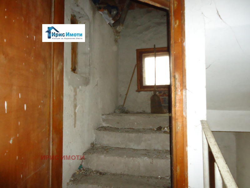 Продава КЪЩА, гр. София, гр. Банкя, снимка 12 - Къщи - 53006092