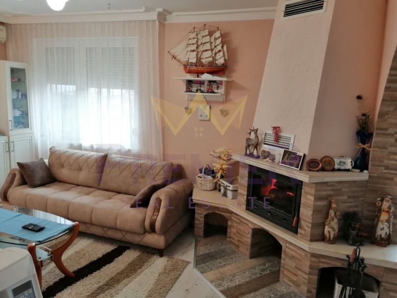 Продава КЪЩА, с. Кошарица, област Бургас