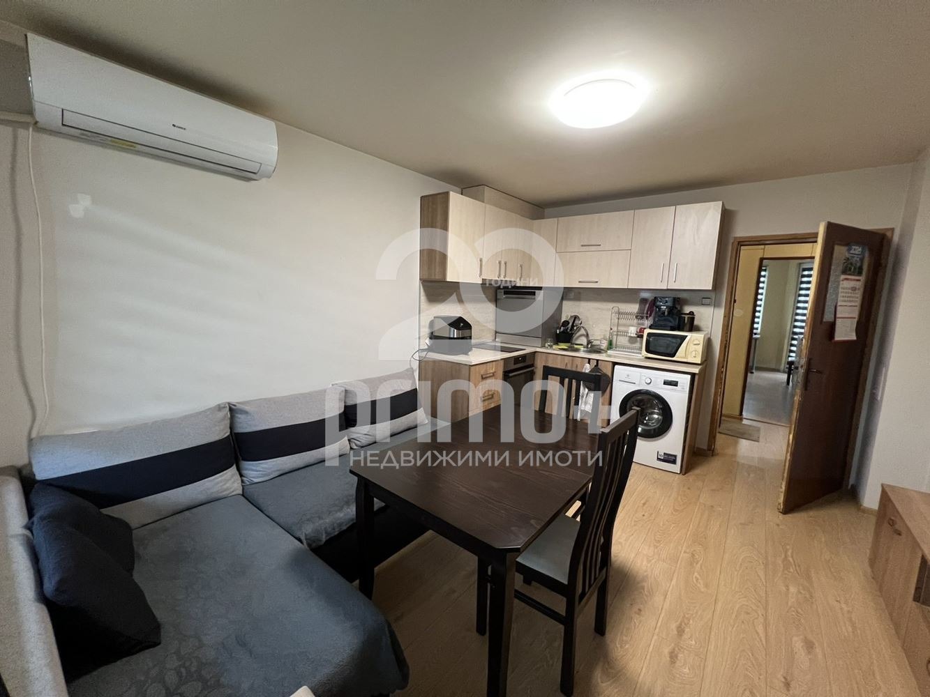 Продава 2-СТАЕН, гр. Велико Търново, Бузлуджа, снимка 3 - Апартаменти - 54471486