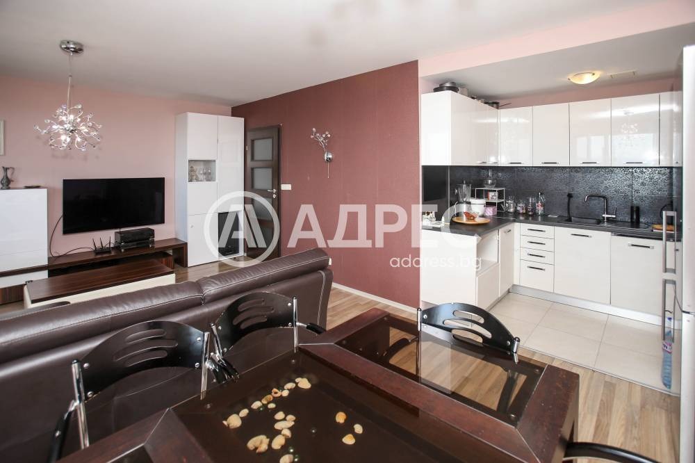 Продава 3-СТАЕН, гр. София, Лагера, снимка 6 - Апартаменти - 54945883