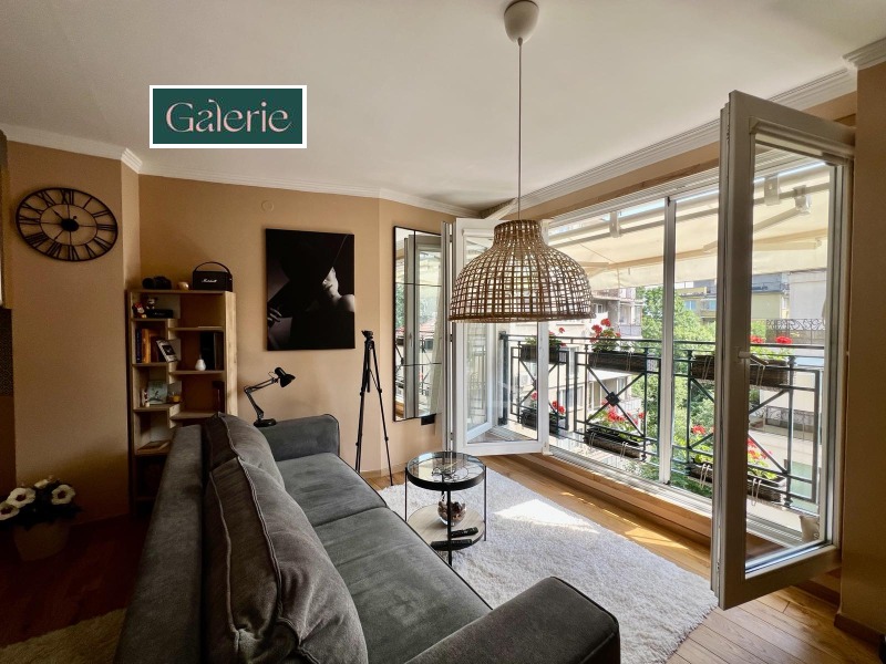 Eladó  1 hálószoba Sofia , Centar , 65 négyzetméter | 52379819