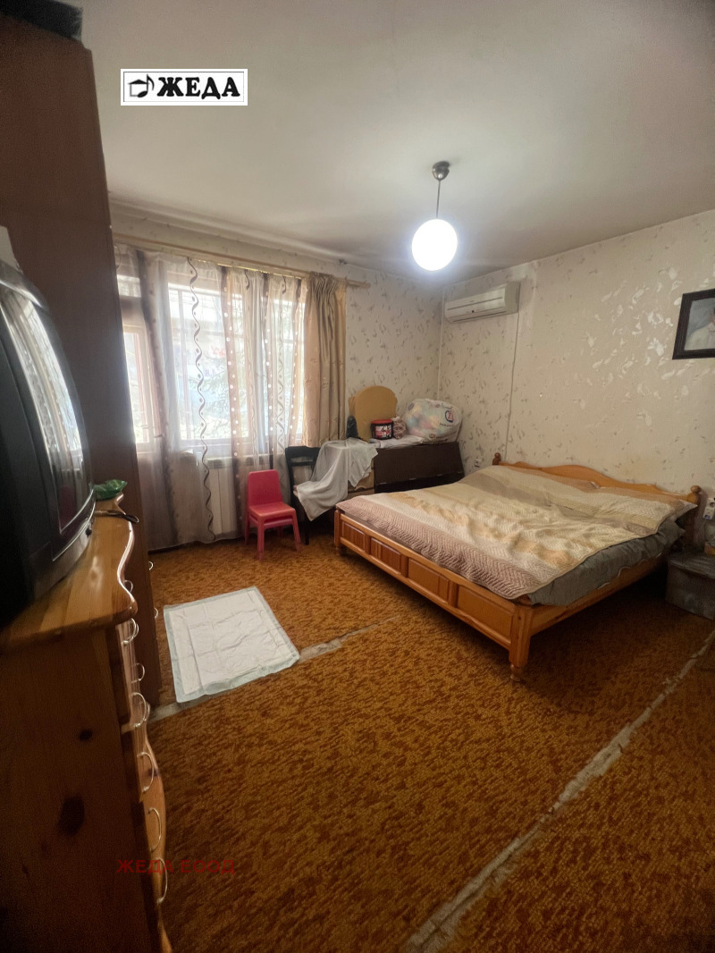 Продава  3-стаен град Плевен , Мара Денчева , 95 кв.м | 83722999 - изображение [6]