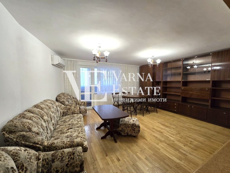 Продава  3-стаен град Варна , Конфуто , 105 кв.м | 72838018