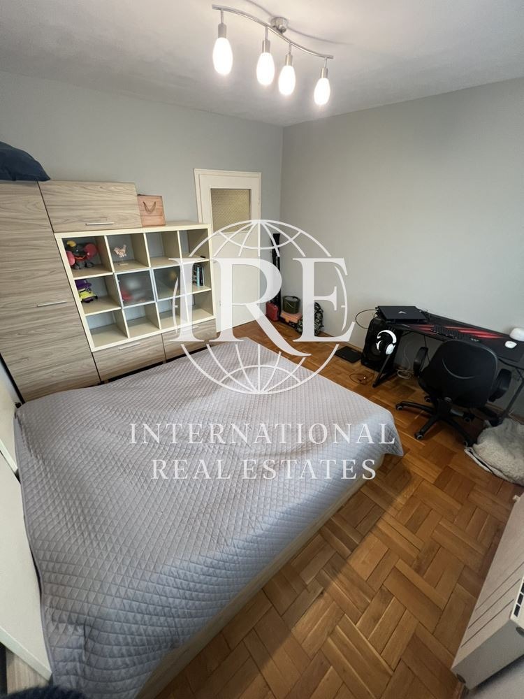 Продава 4-СТАЕН, гр. Варна, Младост 1, снимка 8 - Апартаменти - 54679787
