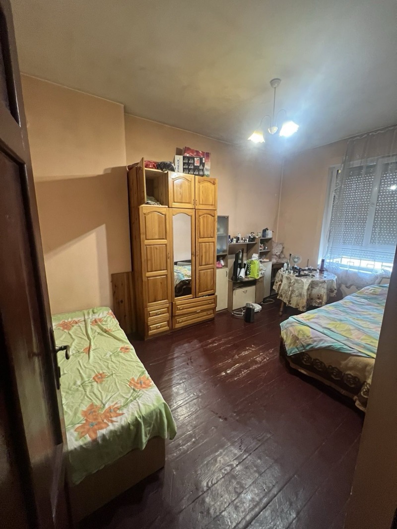 Продава 2-СТАЕН в град София, Зона Б-5-3 - 60 кв.м / 165 000 € » 322 711.95 лв., БЕСТ СЕЛЪРС БЪЛГАРИЯ ООД