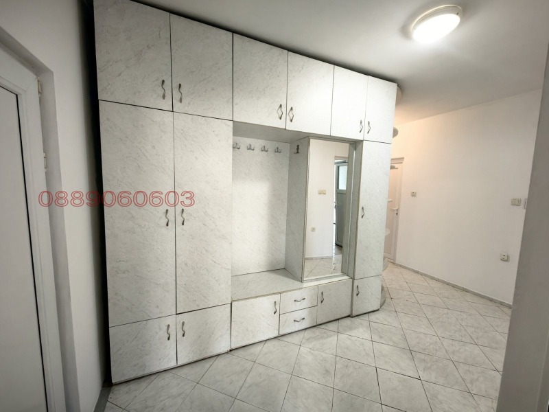 Продава 4-СТАЕН в град Плевен, Сторгозия - 130 кв.м / 196 690 € » 384 692.20 лв.