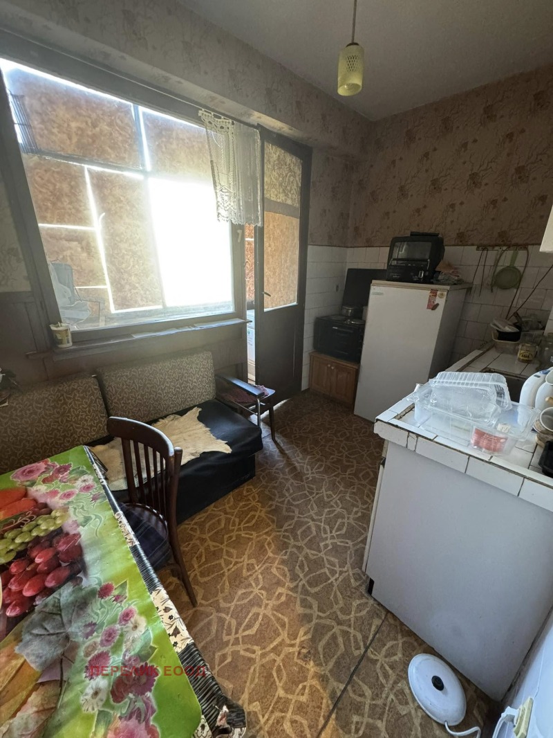 Продается  1 спальня область Стара Загора , Казанлък , 64 кв.м | 39315814 - изображение [2]