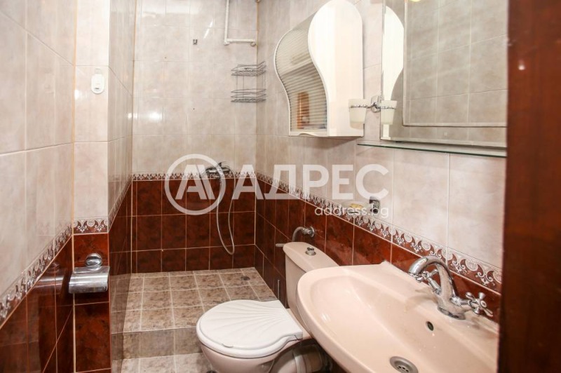 En venta  2 dormitorios Sofia , Doktorski pametnik , 118 metros cuadrados | 24732546 - imagen [13]
