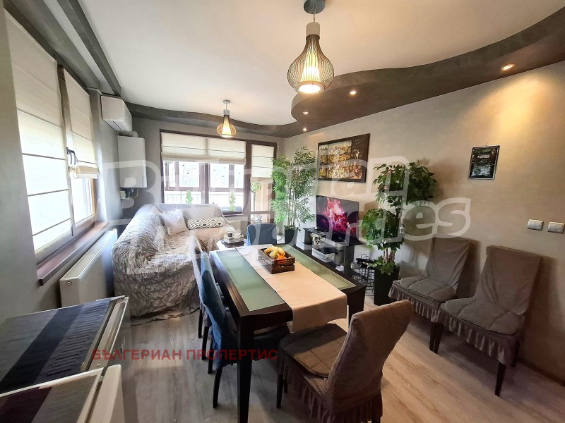 Продава 3-СТАЕН, гр. Велико Търново, Център, снимка 2 - Апартаменти - 53254619