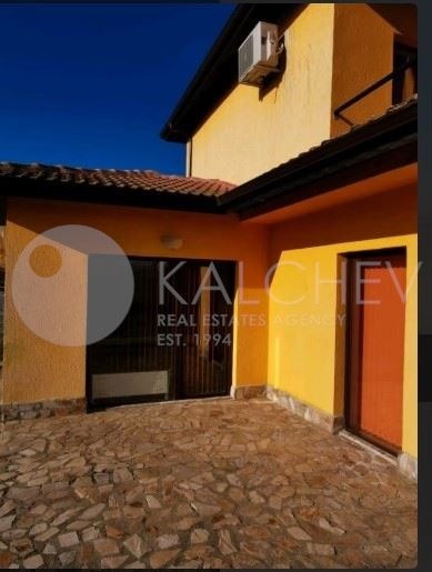 Продава КЪЩА, с. Соколово, област Добрич, снимка 16 - Къщи - 53016796