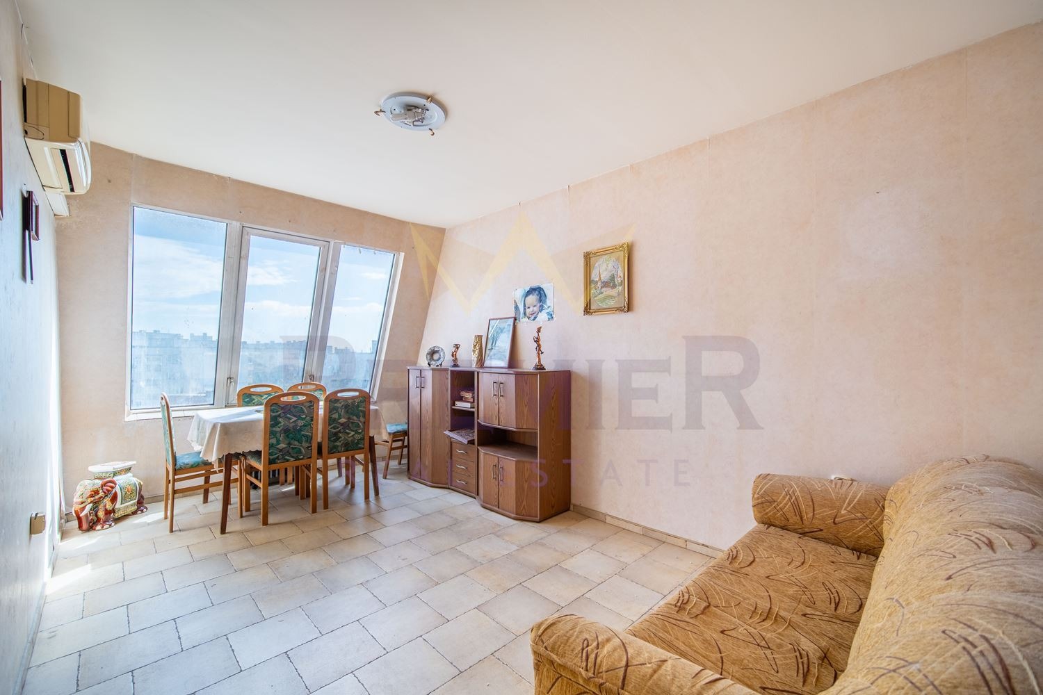 Продава 4-СТАЕН, гр. Варна, Лятно кино Тракия, снимка 2 - Апартаменти - 54110087