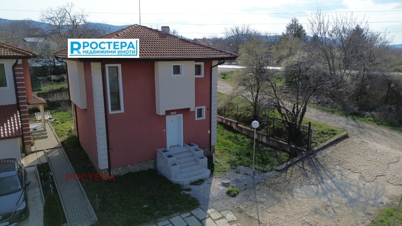 Продава КЪЩА в град Търговище, Вилна зона - 140 кв.м / 168 000 € » 328 579.44 лв., РОСТЕРА