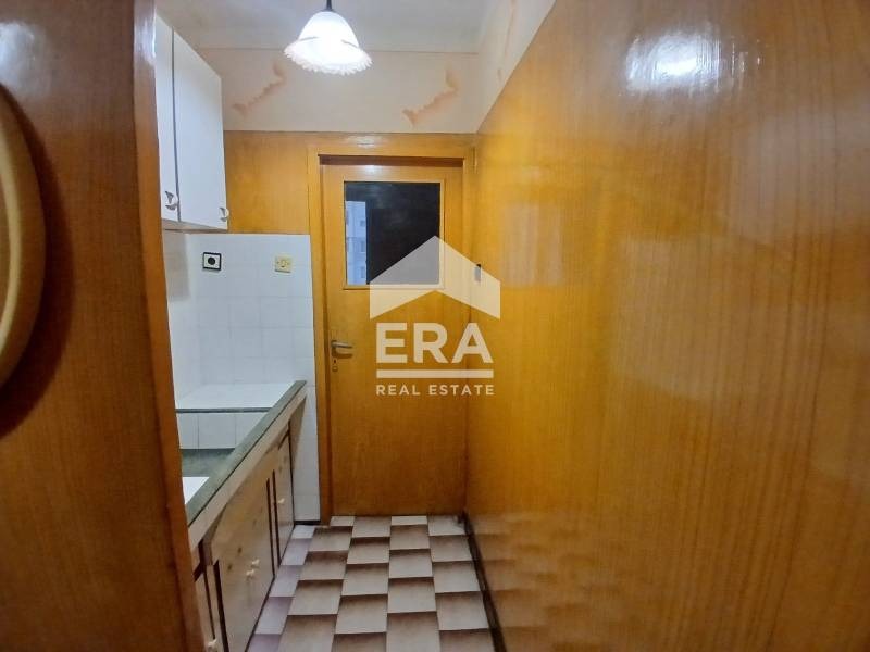 Продава 1-СТАЕН, гр. Ямбол, Граф Игнатиев, снимка 5 - Апартаменти - 52704053