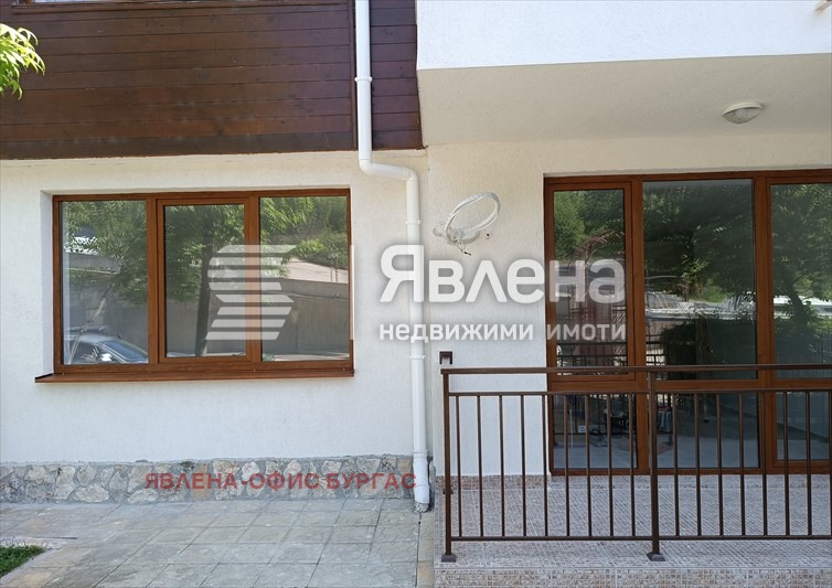 Na sprzedaż  1 sypialnia region Burgas , Sweti Wlas , 73 mkw | 48313759
