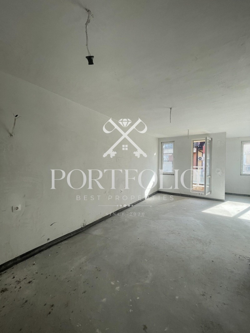 In vendita  2 camere da letto Sofia , Zona B-18 , 109 mq | 84511034 - Immagine [4]