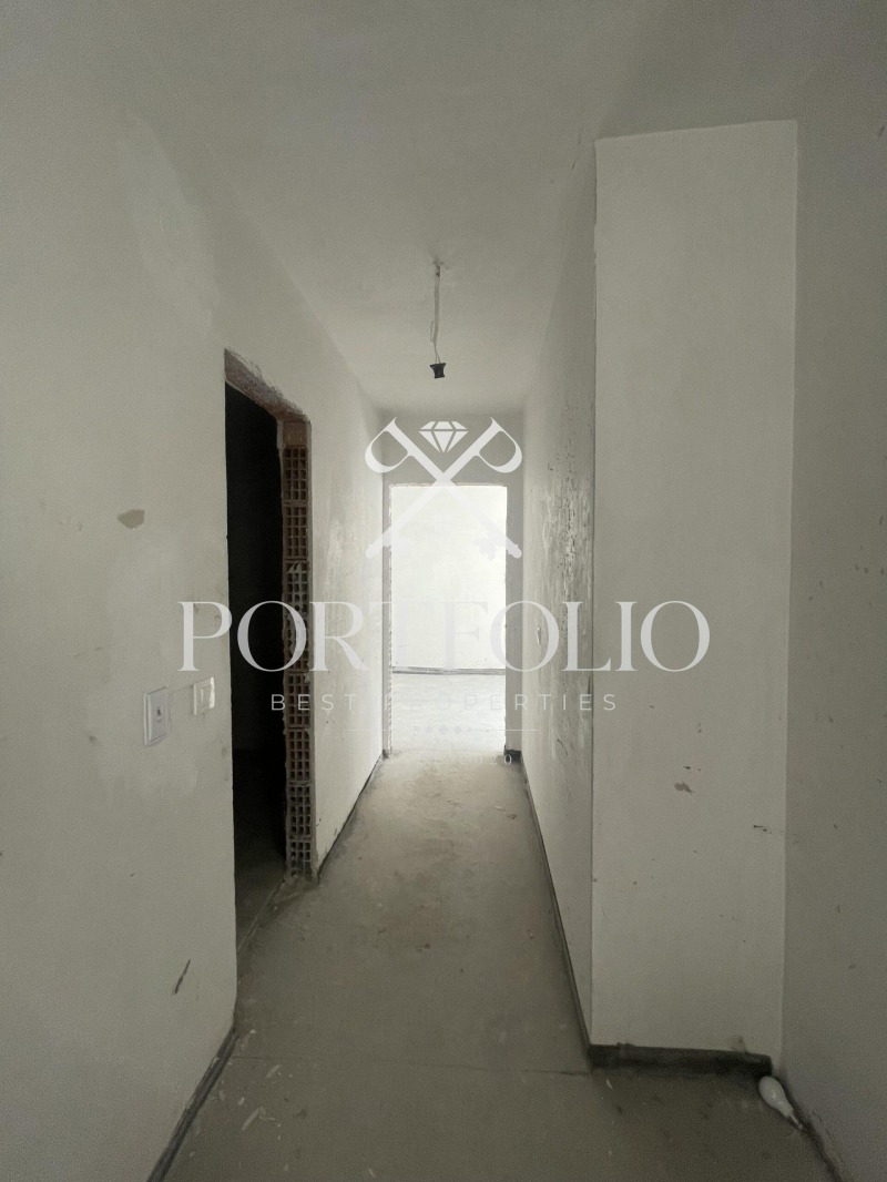 In vendita  2 camere da letto Sofia , Zona B-18 , 109 mq | 84511034 - Immagine [2]