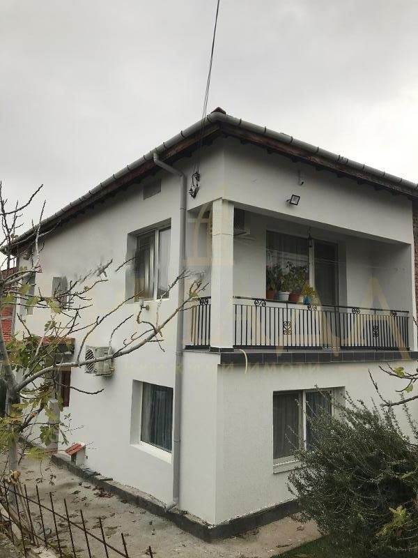 Продава  Къща област Пловдив , с. Брестовица , 164 кв.м | 11996341