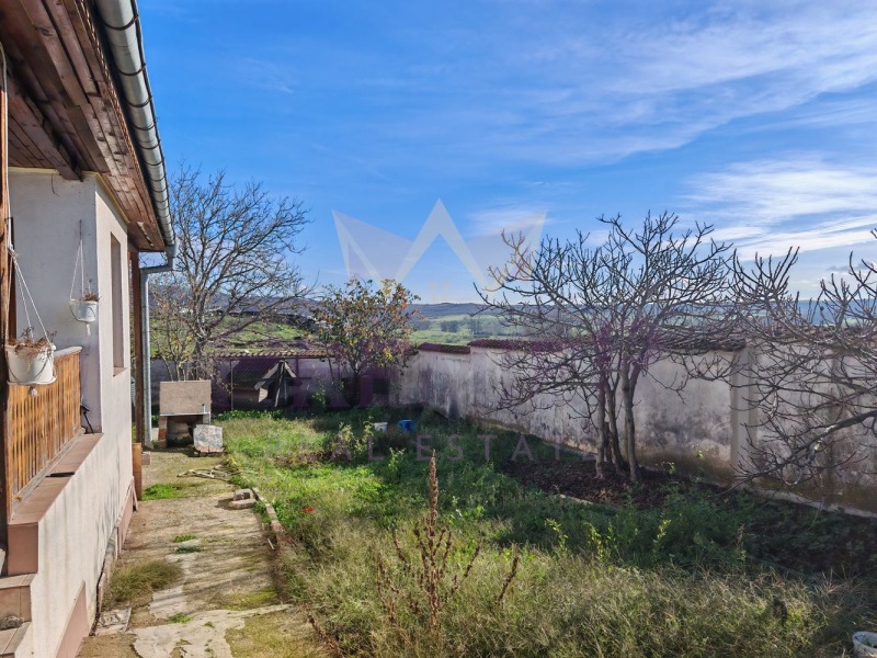 Продава КЪЩА, гр. Бургас, с. Маринка, снимка 5 - Къщи - 53337115