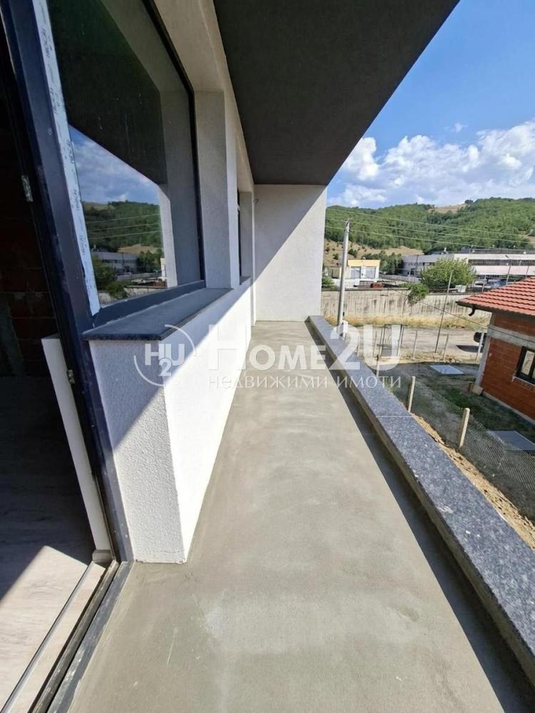 Продава КЪЩА, с. Изгрев, област Благоевград, снимка 8 - Къщи - 55641616