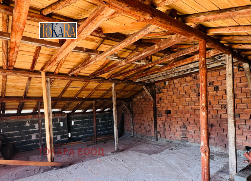Продава КЪЩА, гр. Вършец, област Монтана, снимка 9 - Къщи - 56293080