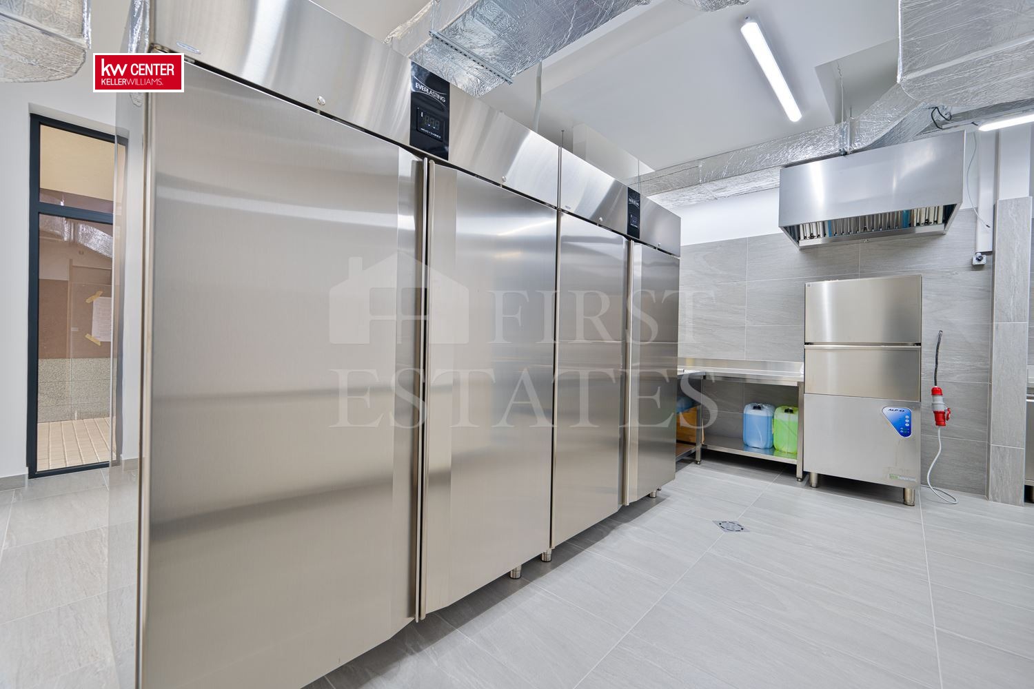 Продава МАГАЗИН, гр. София, Дружба 2, снимка 15 - Магазини - 54287291